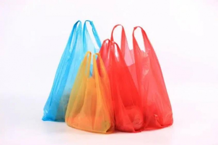 3 bilhões de sacolas plásticas a menos no meio ambiente 3 bilhões de sacolas plásticas a menos no meio ambiente